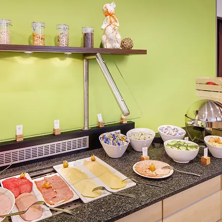 Express - North By Ihg ホテル デュッセルドルフ