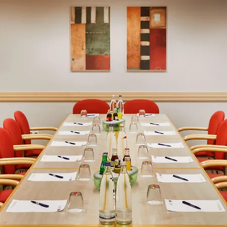 Express - North By Ihg ホテル デュッセルドルフ