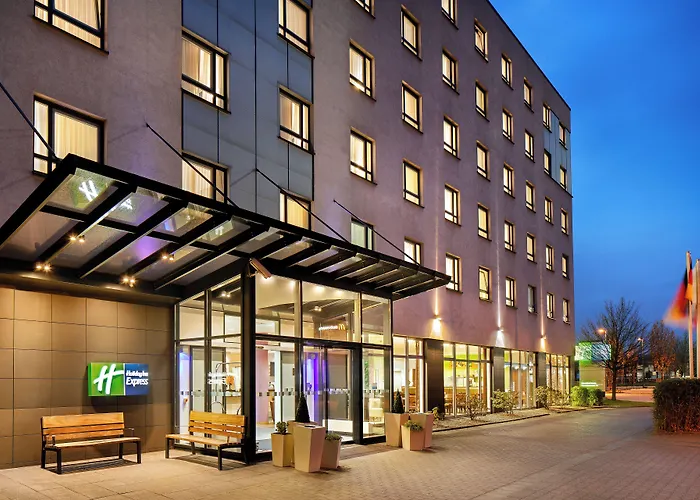 Express - North By Ihg 酒店 3*